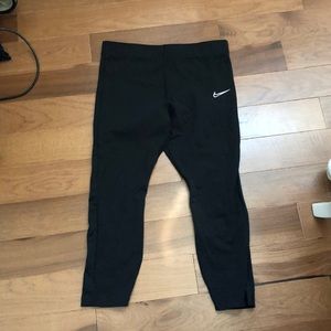 Brand new nike capri leggings